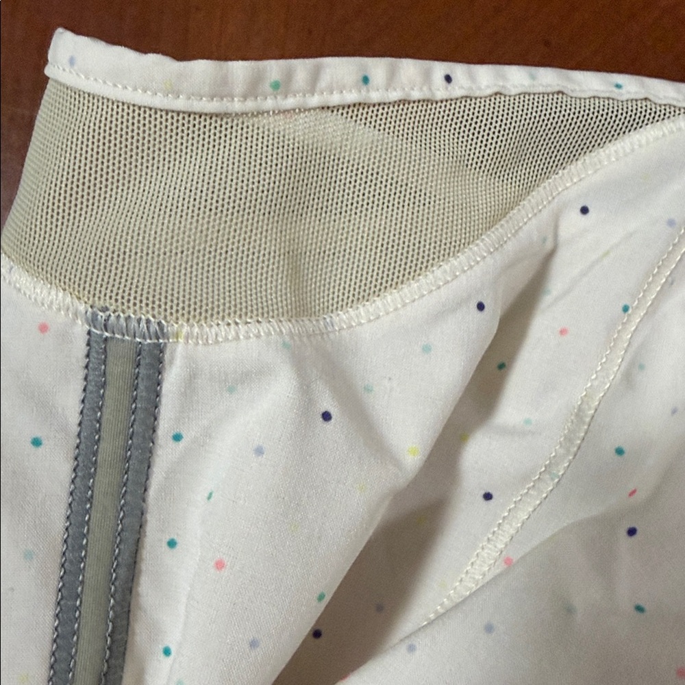 Lululemon hotty totty beige polka dot woman athletic lined shorts size 4 - Picture 6 of 9